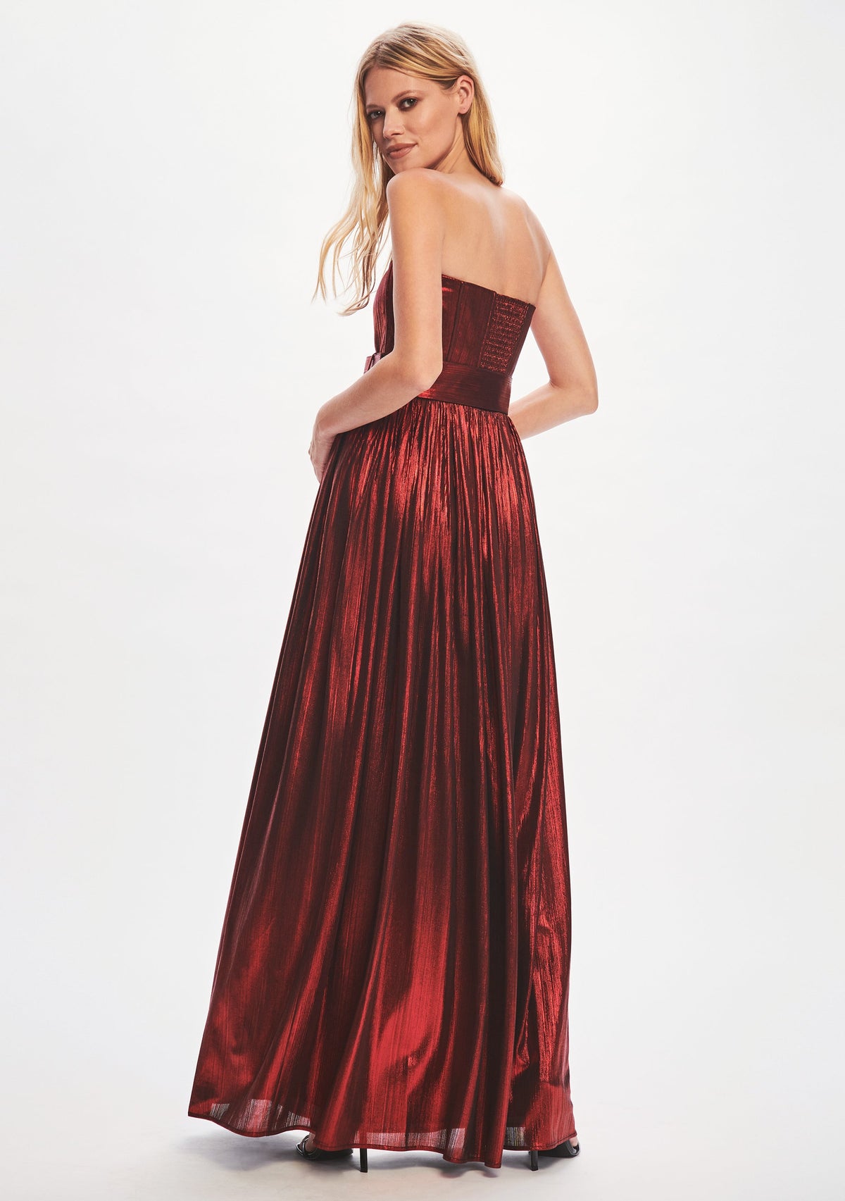 Jaden Dress by retrofête in Red, product image 2