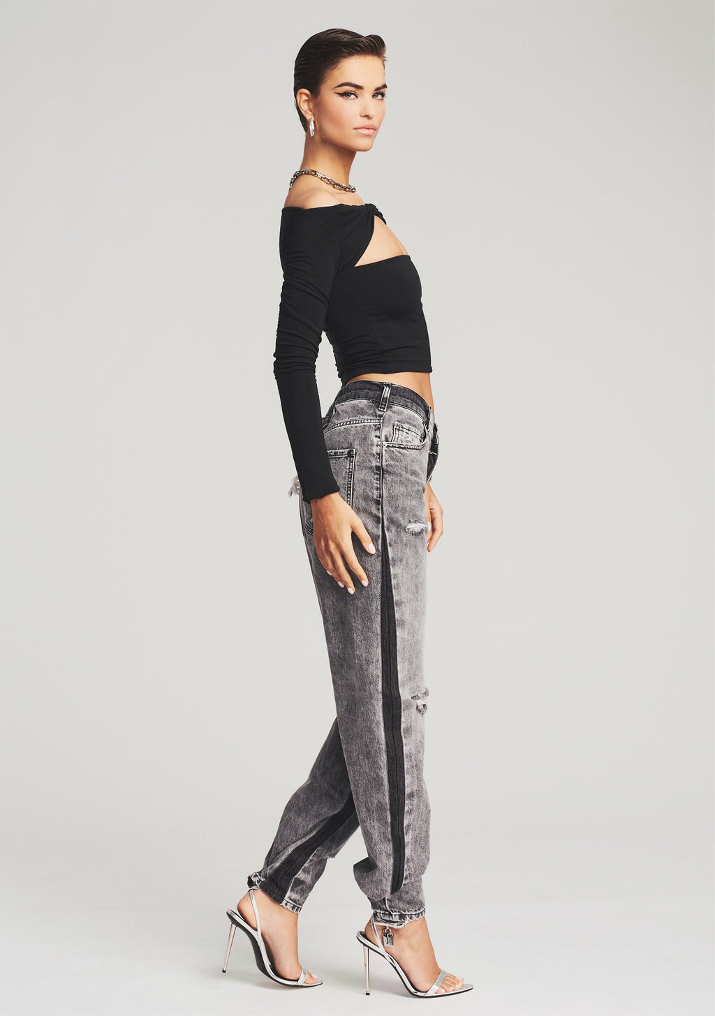 Maggie Mid Rise Jean by SEROYA in Alameda, product image 3