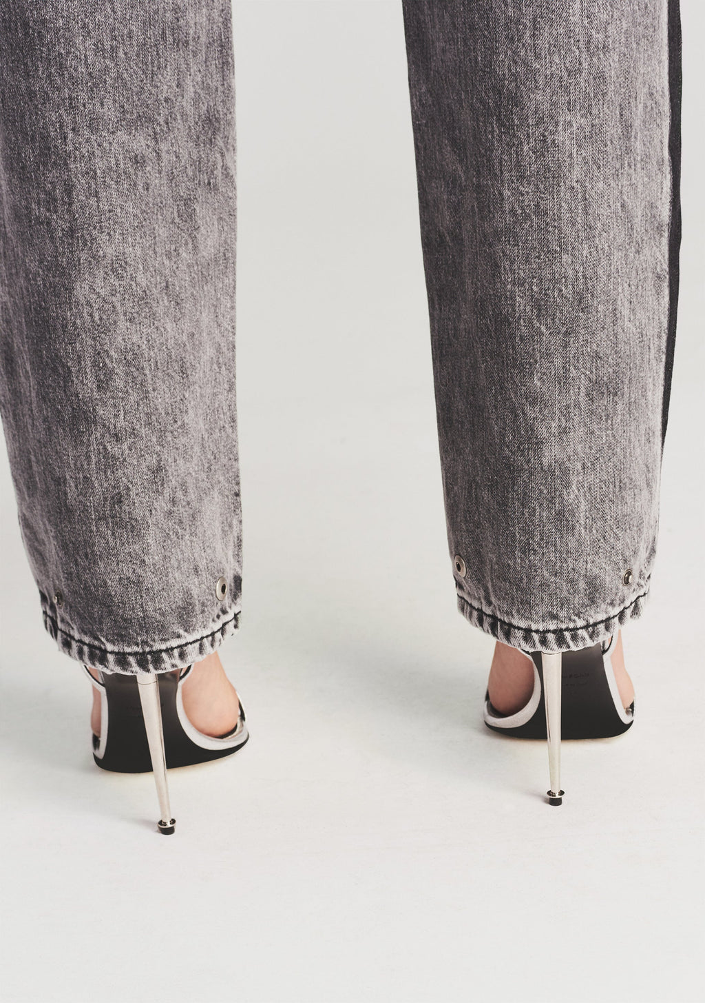Maggie Mid Rise Jean by SEROYA in Alameda, product image 6
