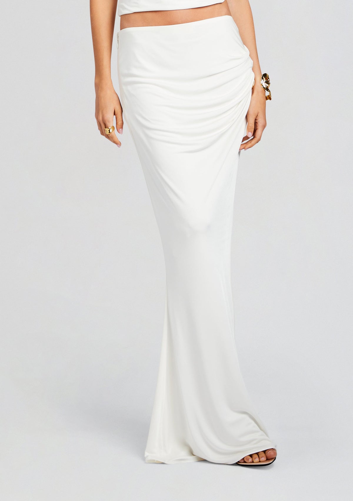 Vivienne Skirt by retrofête in White, product image 1