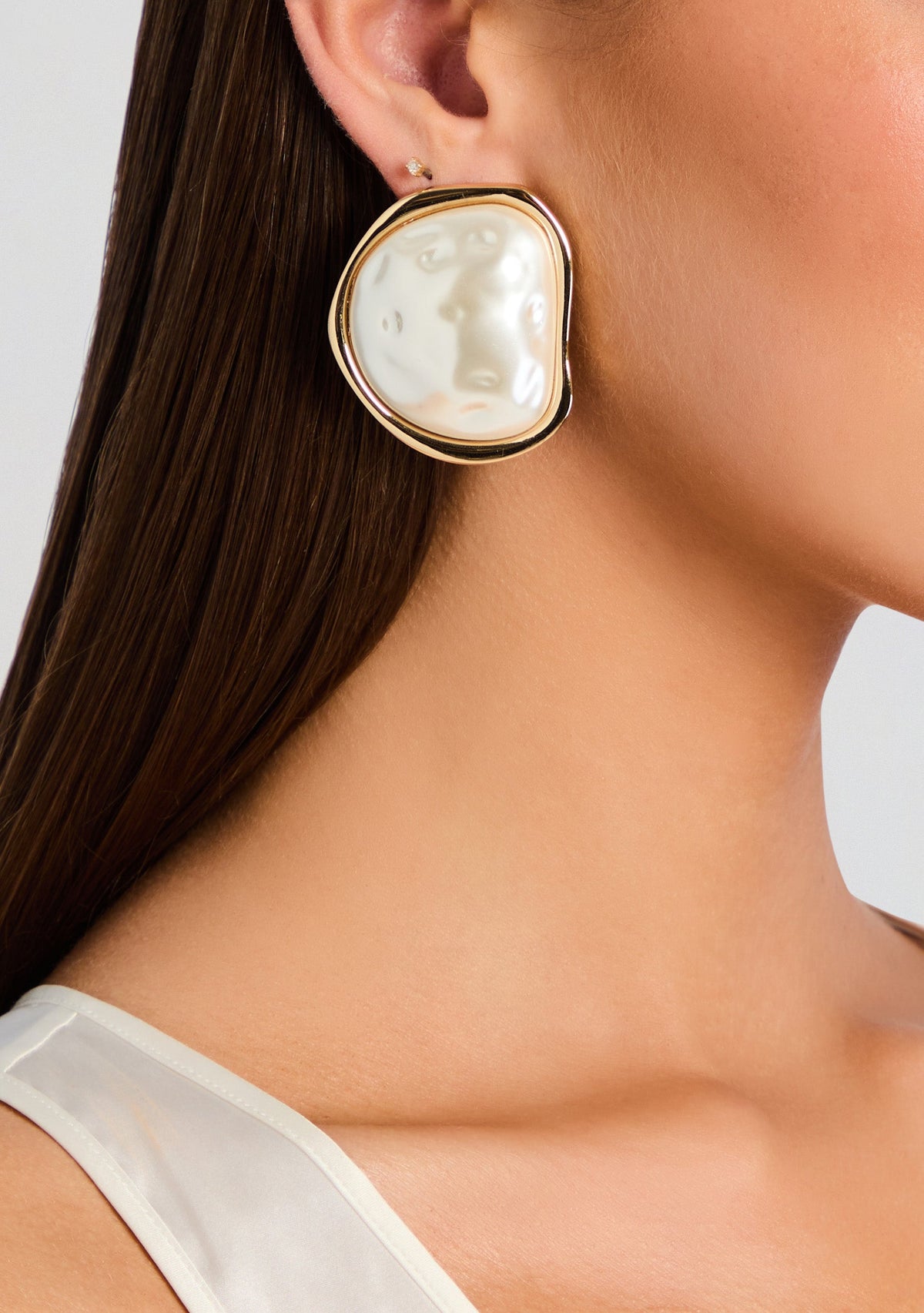 Fiorenza Pearl Earrings by retrofête in Pearl White, product image 4