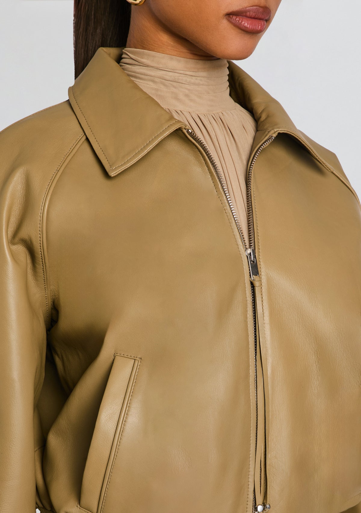 Mariel Leather Jacket by retrofête in Musgo, product image 3