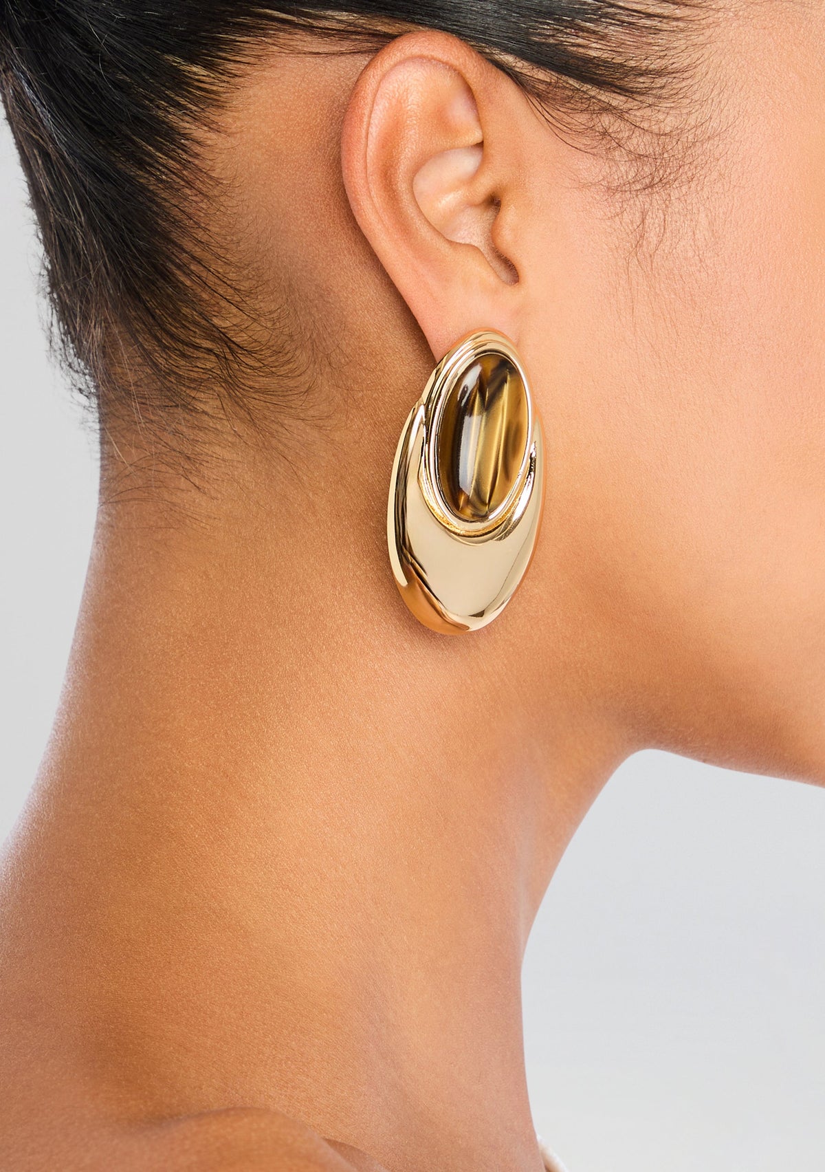 Blare Earring by retrofête in Tigers Eye/Gold, product image 2