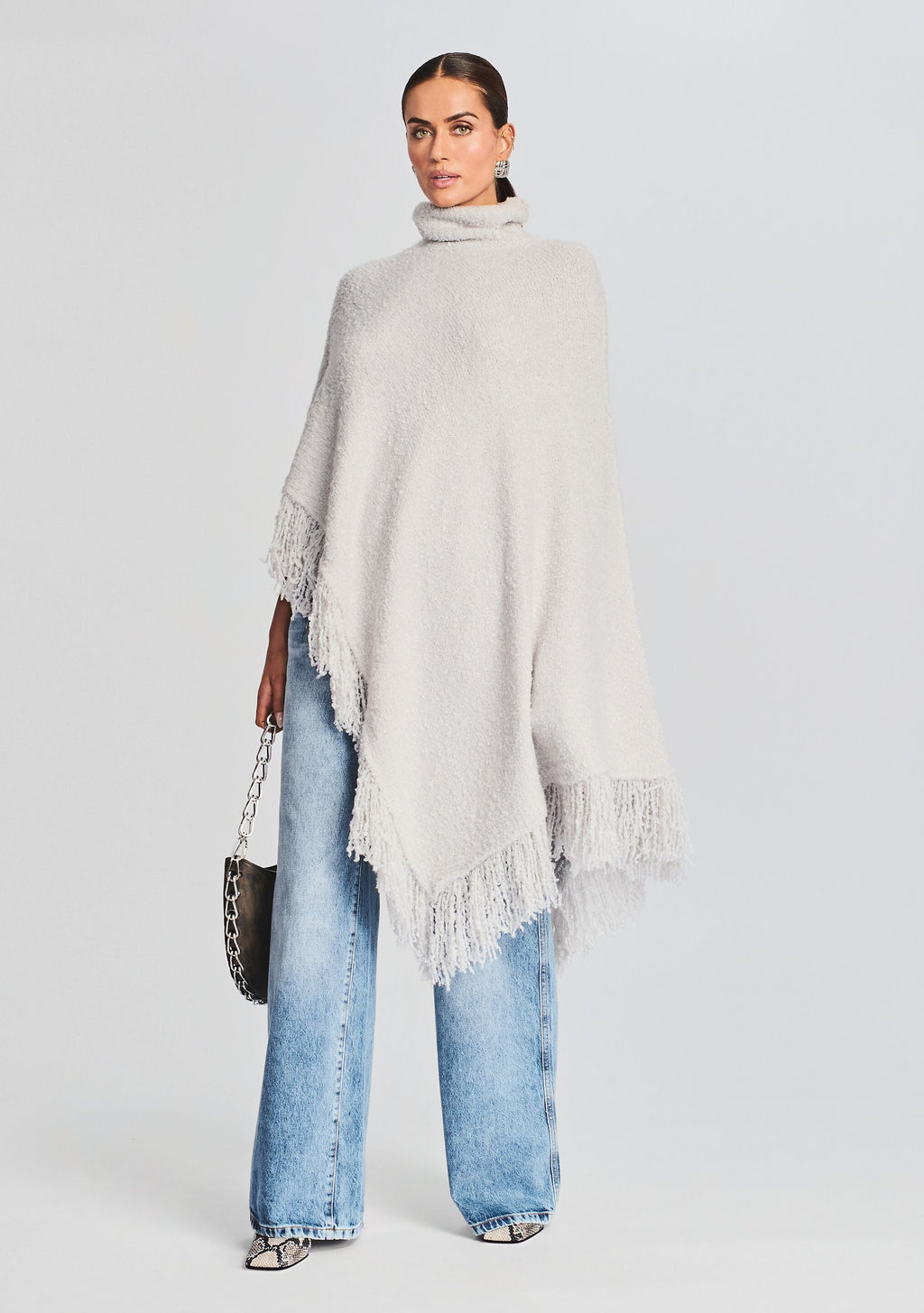 Frost Poncho by SEROYA in Silver, product image 2