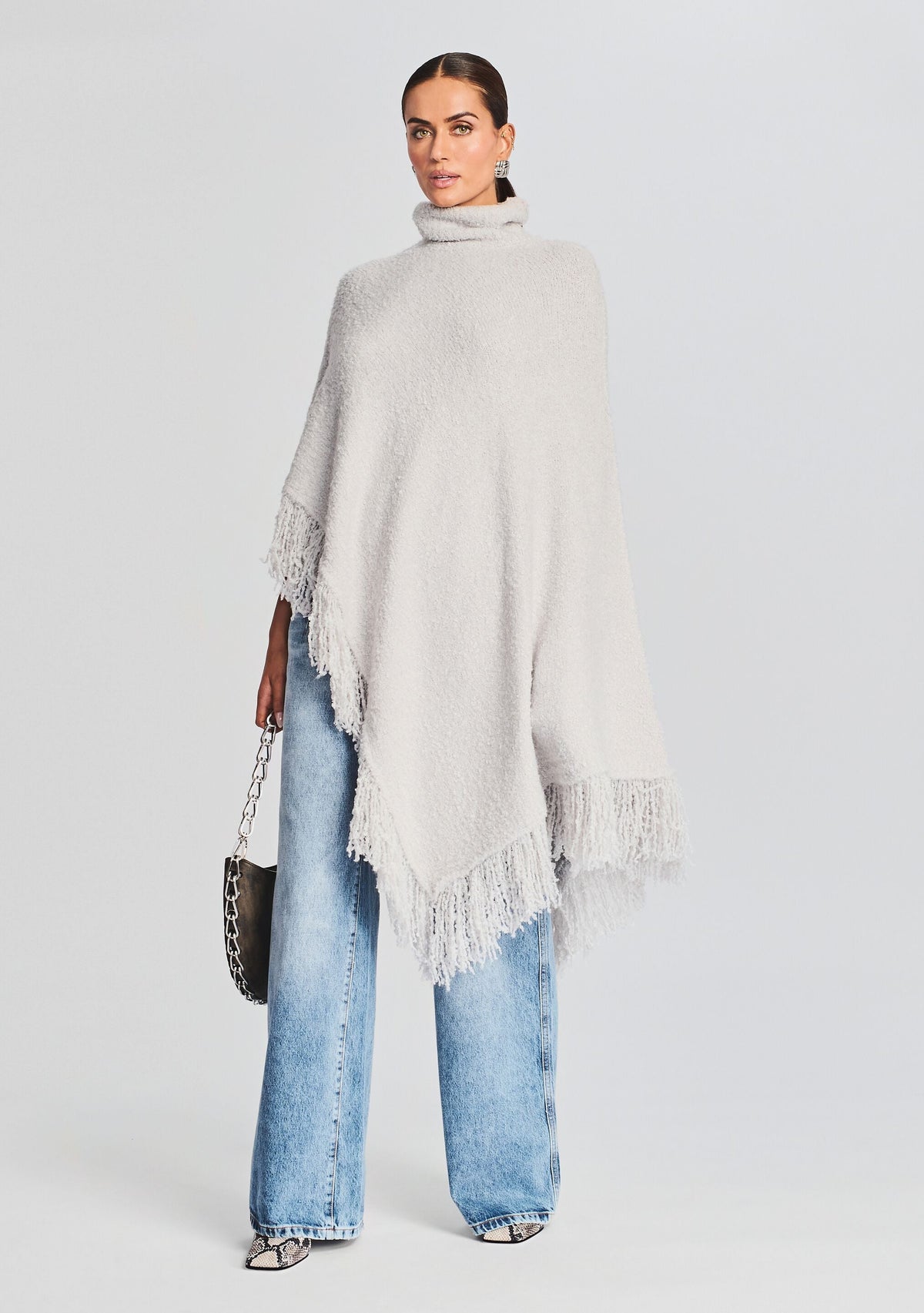 Frost Poncho by SEROYA in Silver, product image 2