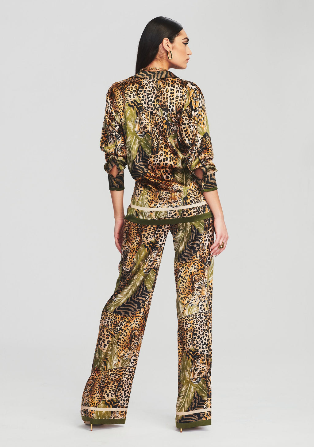 Emmy Silk Shirt by retrofête in Jungle Leopard, product image 4