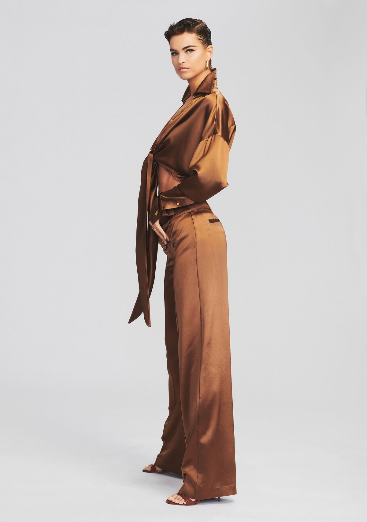 Parker Shirt by retrofête in Cognac, product image 3