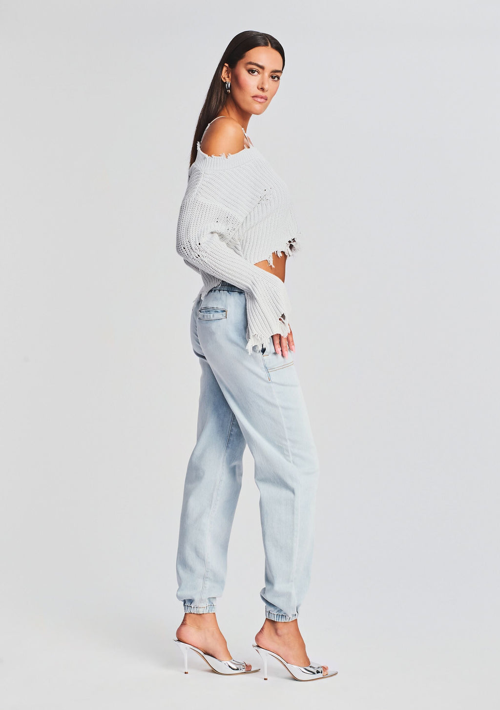 Amber Jogger Jean by SEROYA in Coastline, product image 3