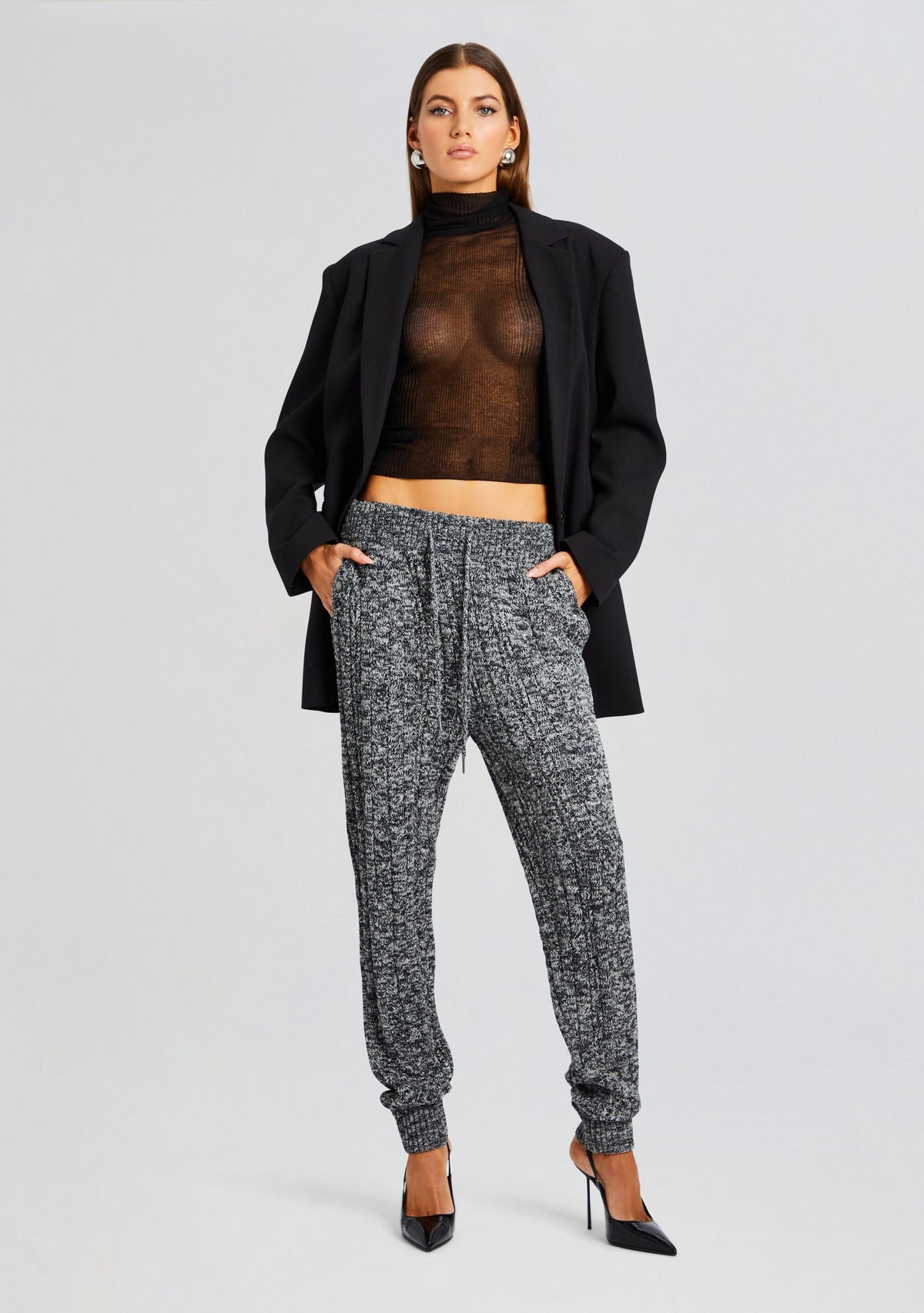 Lynx Jogger by SEROYA in Charcoal, product image 2