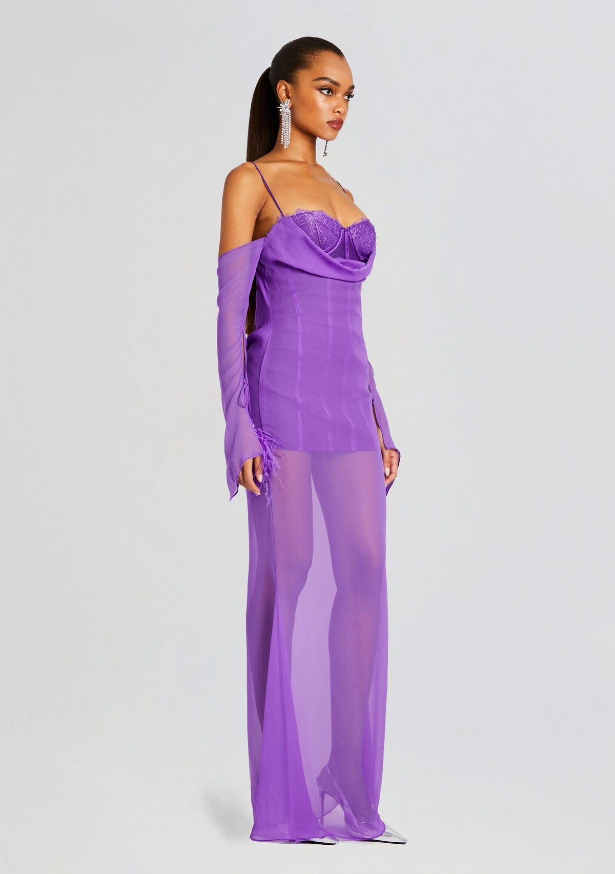Meredith Dress by retrofête in Amethyst, product image 3
