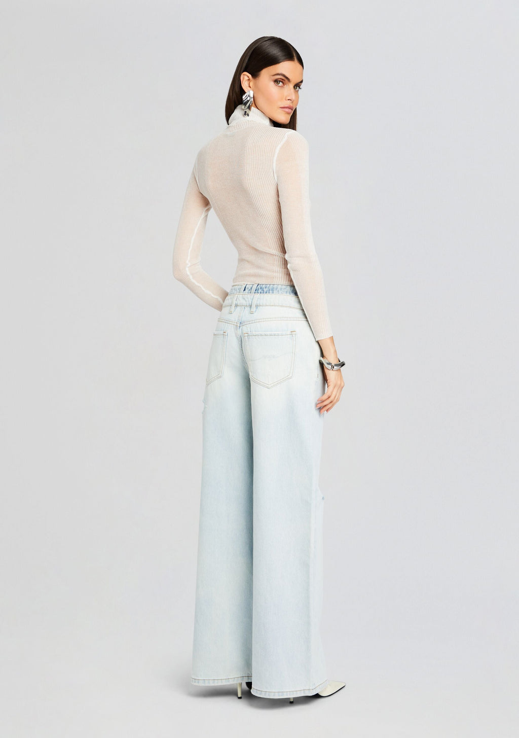 Saphira Jean by SEROYA in Skylight, product image 4