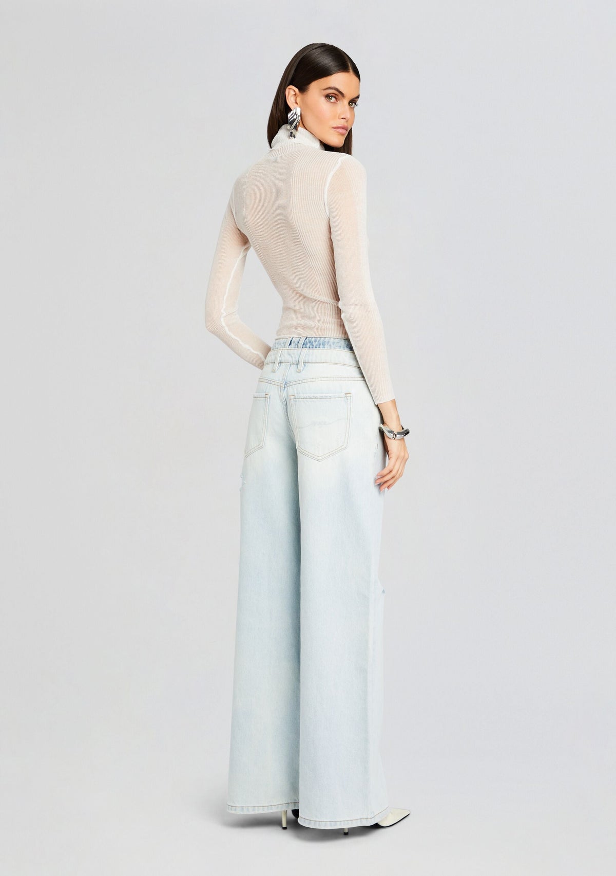 Saphira Jean by SEROYA in Skylight, product image 4