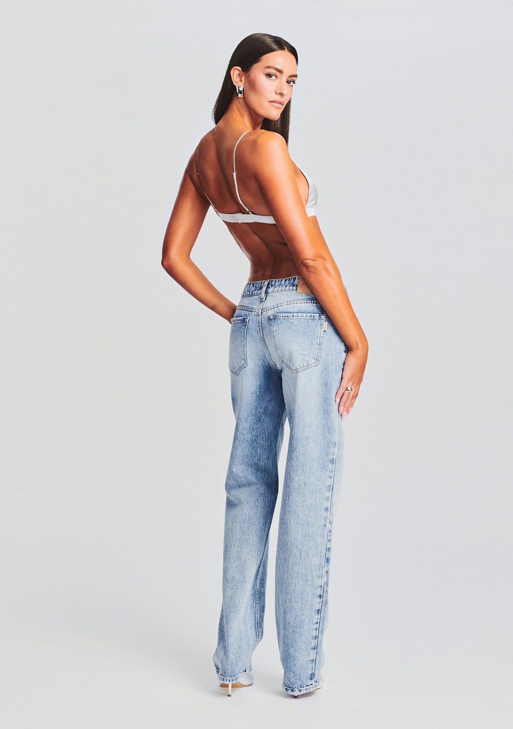 Sydney Low Rise Jean by retrofête in Alani, product image 4