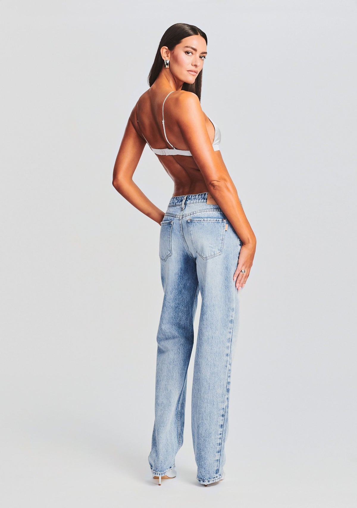 Sydney Low Rise Jean by retrofête in Alani, product image 4