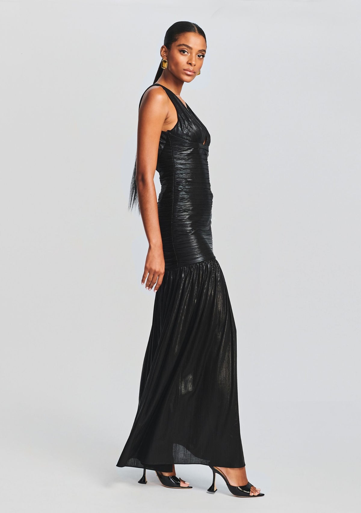 Elsa Dress by retrofête in Black, product image 3