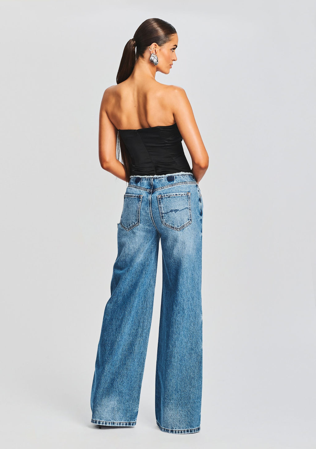 Mads Silk Bustier by retrofête in Black, product image 4