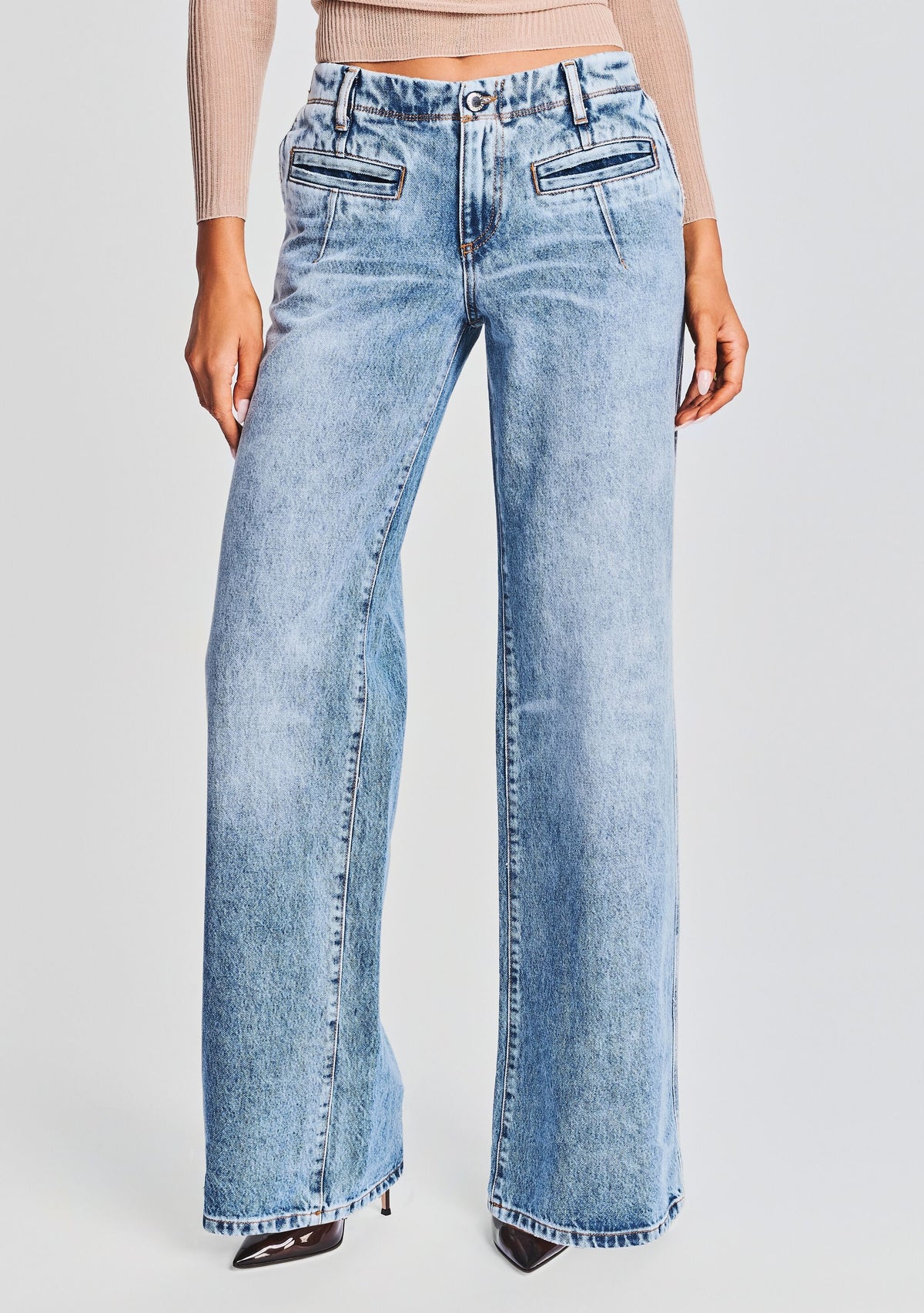 Sutton Jean by retrofête in Alani, product image 1