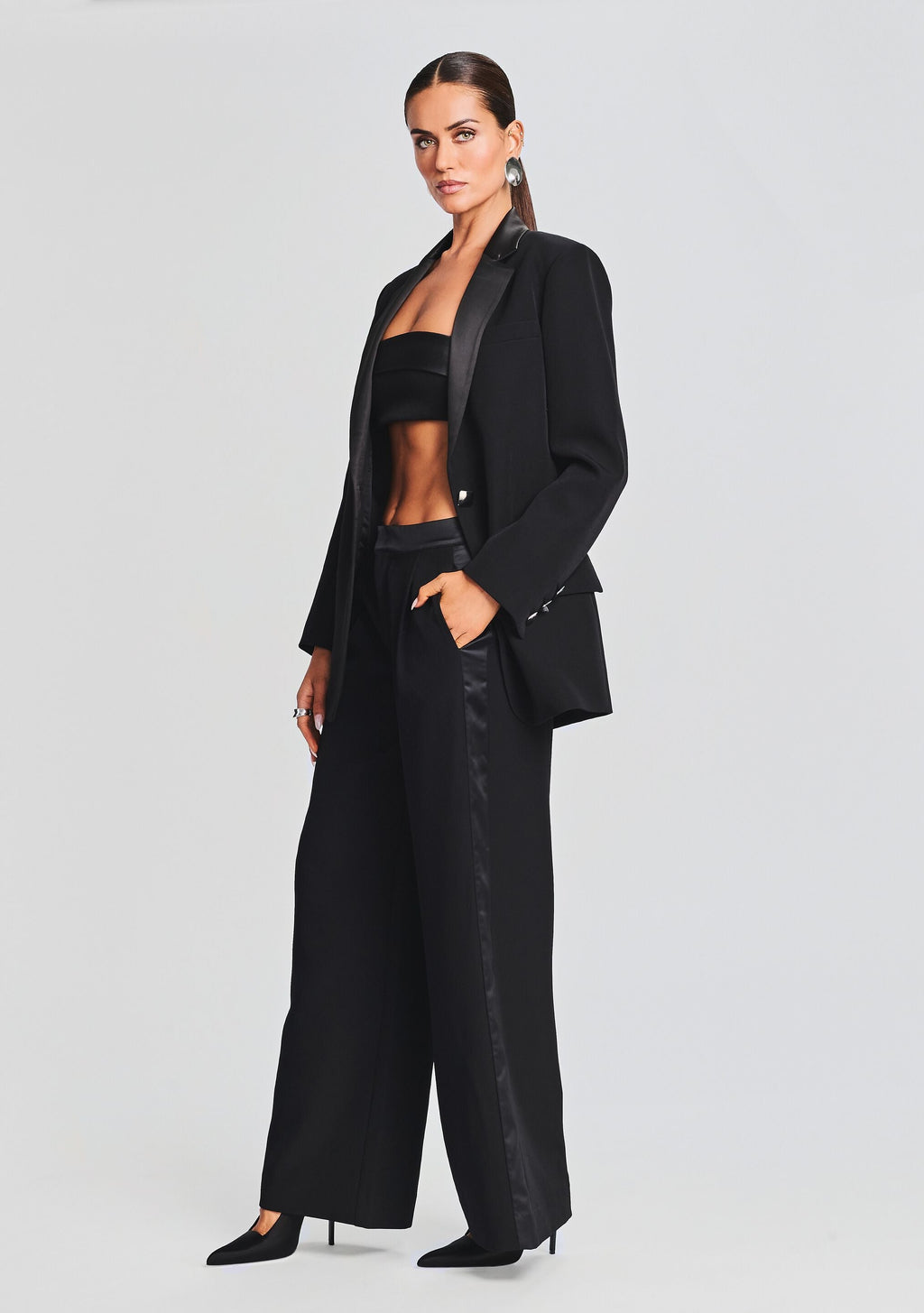 Natal Blazer by retrofête in Black w/ Satin, product image 3