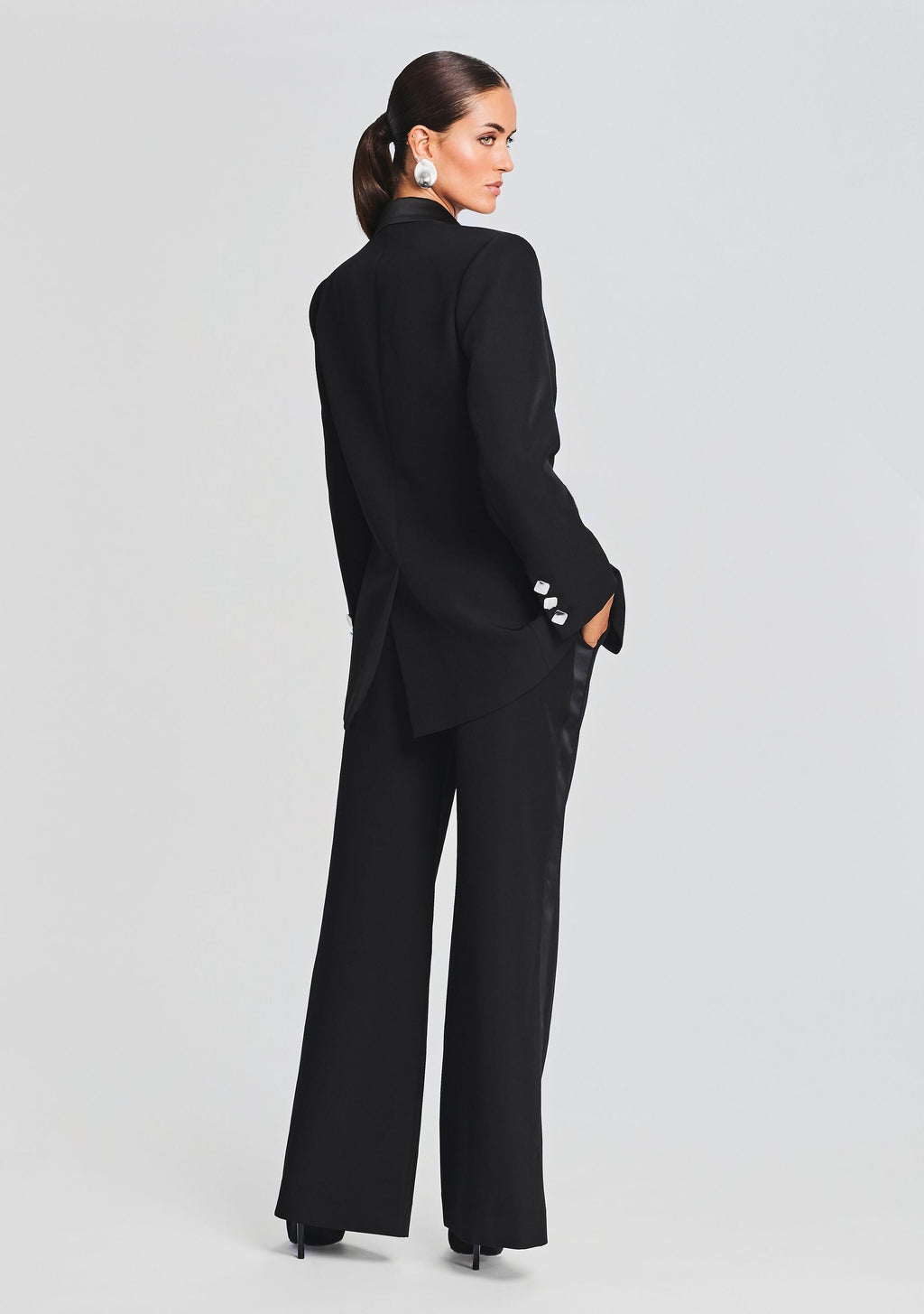 Natal Blazer by retrofête in Black w/ Satin, product image 4