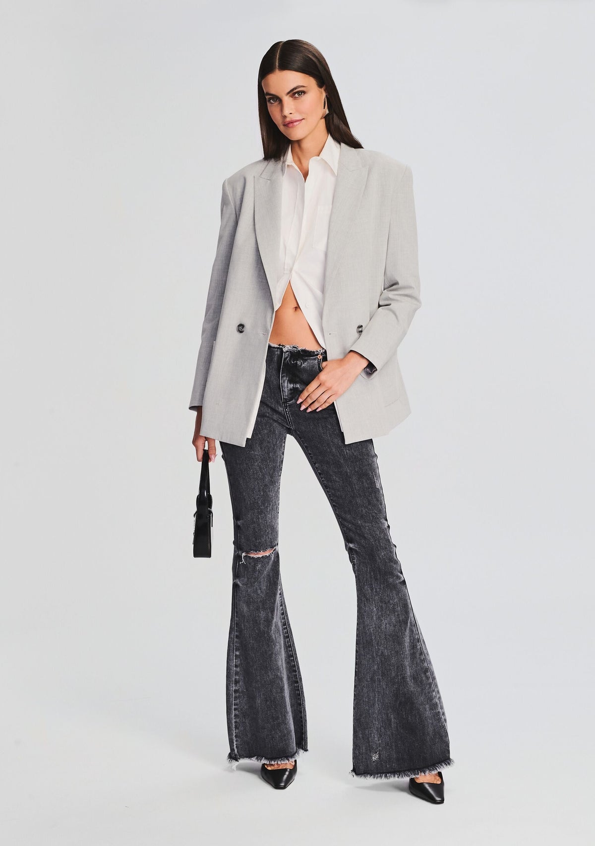 Izzi Low-Rise Jean by SEROYA in Castlerock, product image 2