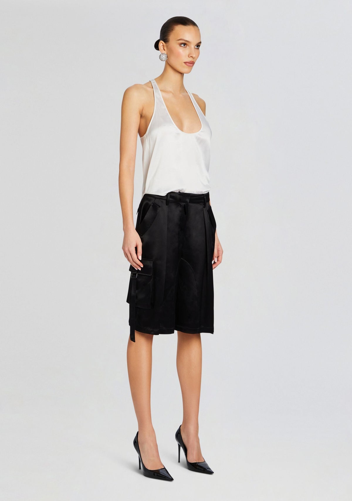 Mae Cargo Short by retrofête in Black, product image 3