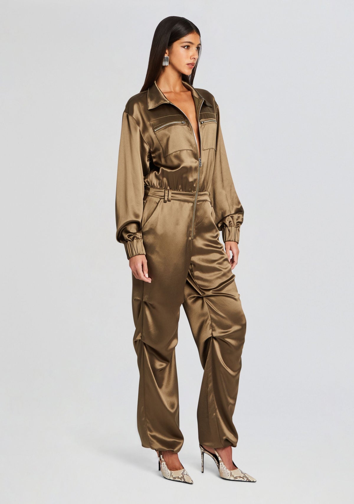 Robin Jumpsuit by retrofête in Military Green, product image 3