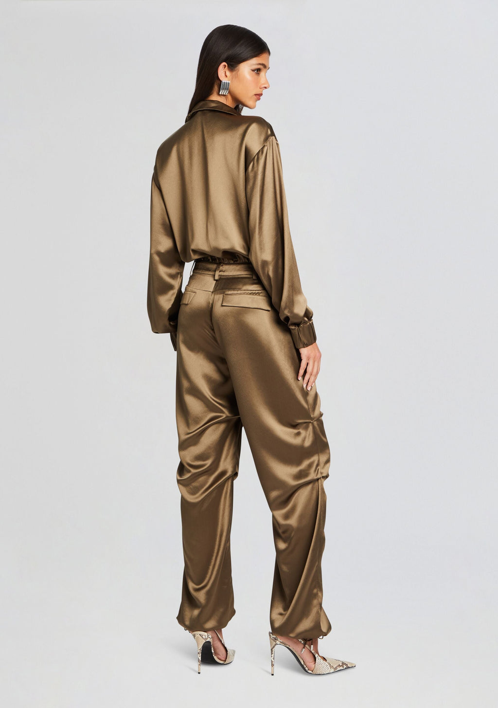 Robin Jumpsuit by retrofête in Military Green, product image 4