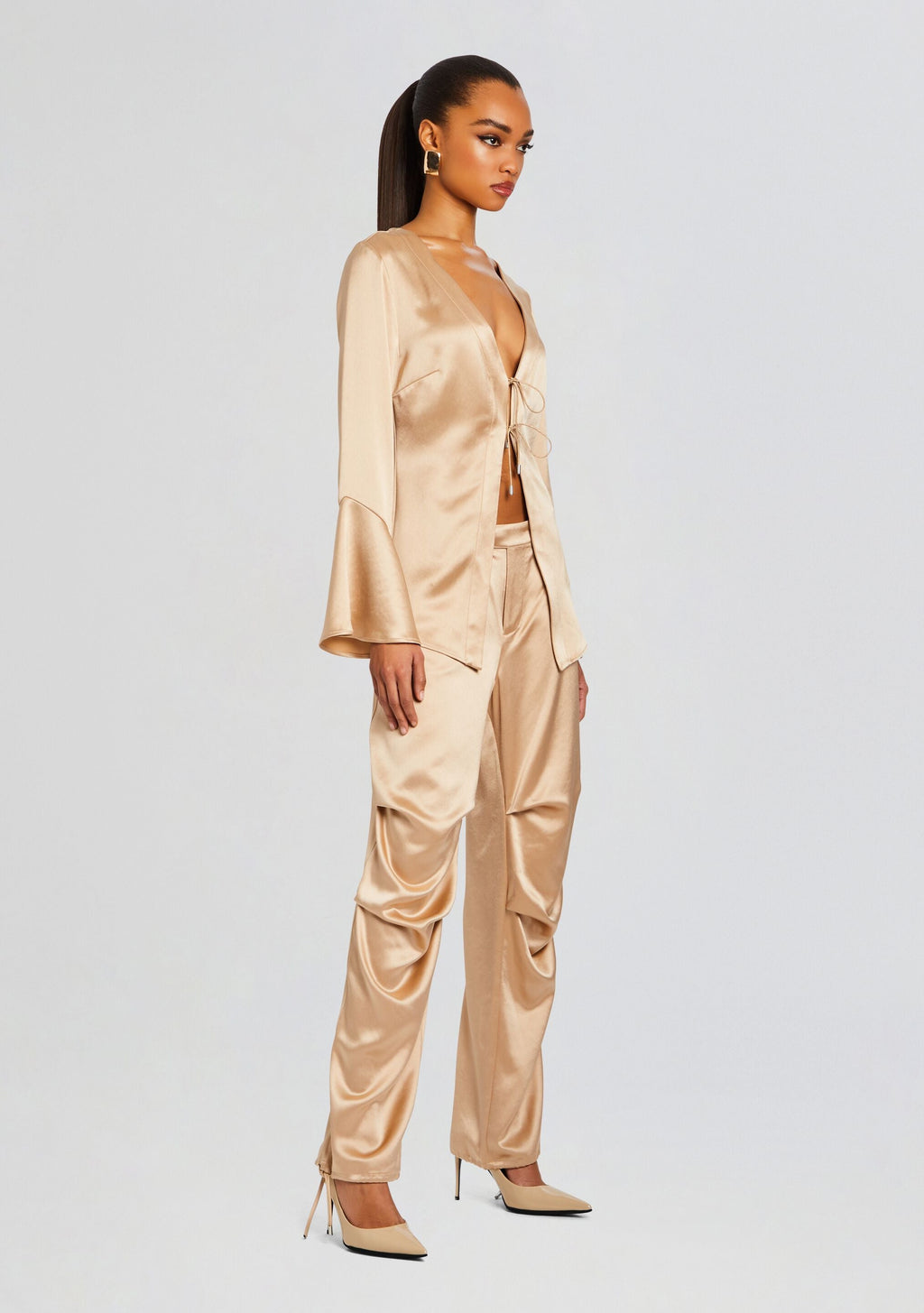 Svea Blouse by retrofête in Nude, product image 3