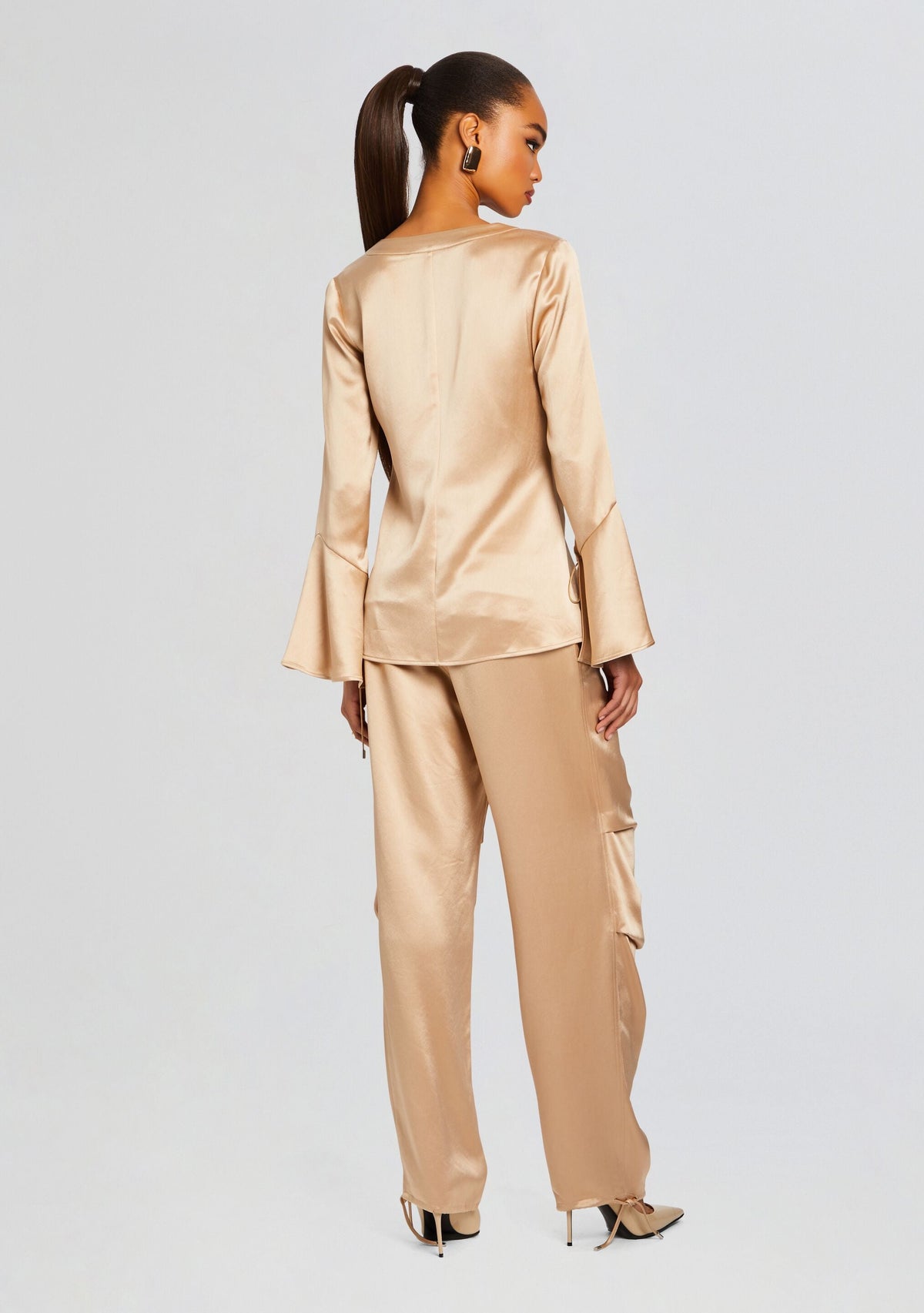 Svea Blouse by retrofête in Nude, product image 4