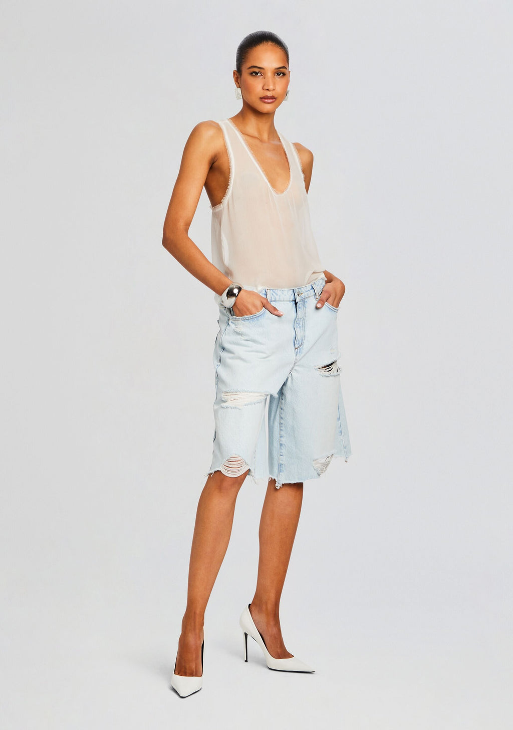 Belinda Short by SEROYA in Iceberg, product image 3