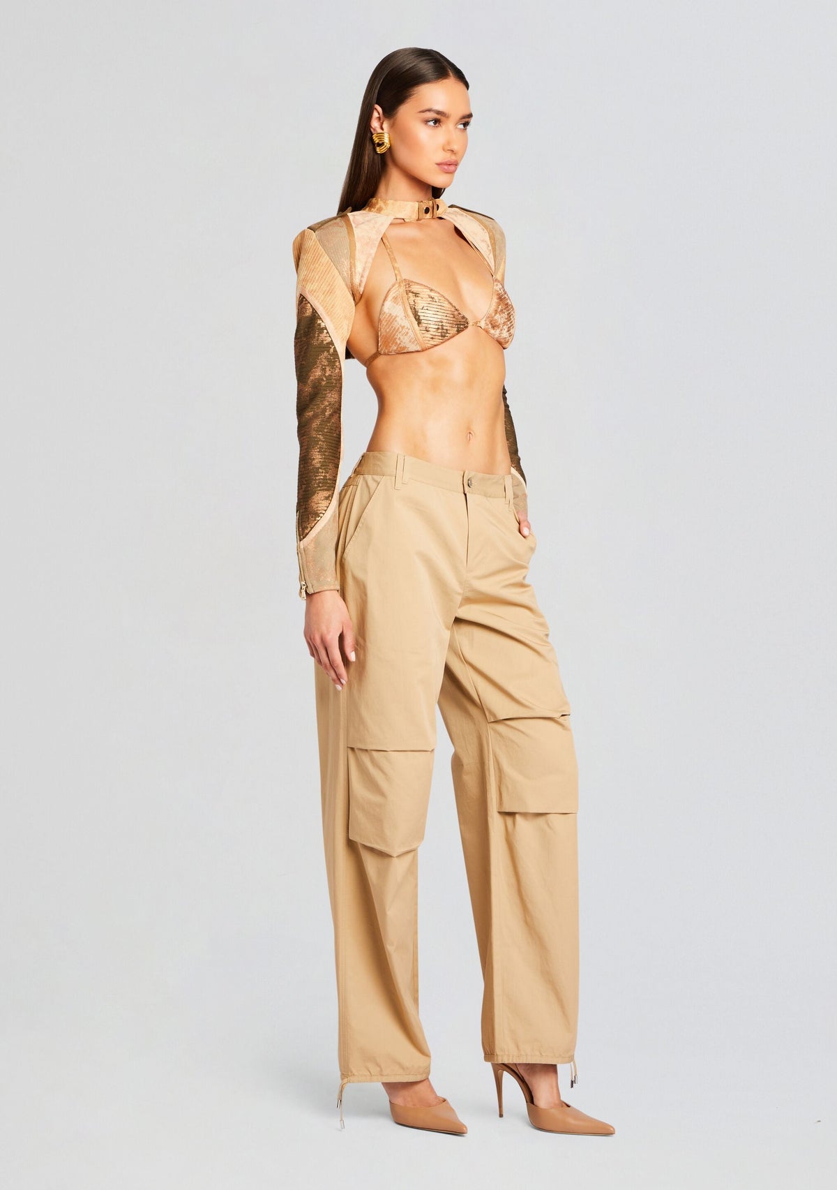 Hera Shrug by retrofête in Coated Sand Dust, product image 3