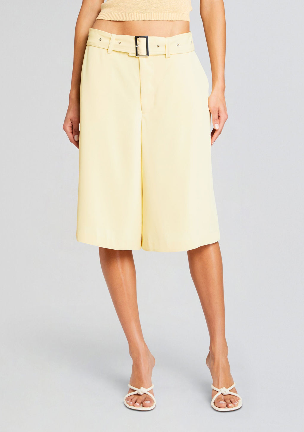 Philomena Short by SEROYA in Butter, product image 1
