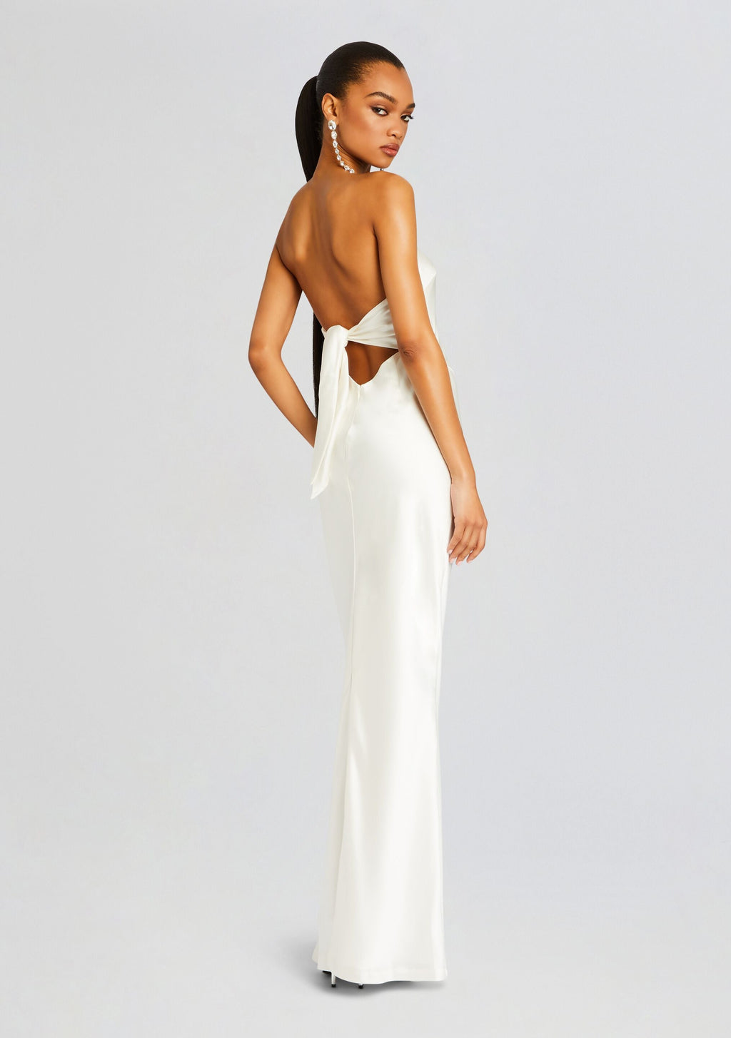 Skye Dress by retrofête in White, product image 4