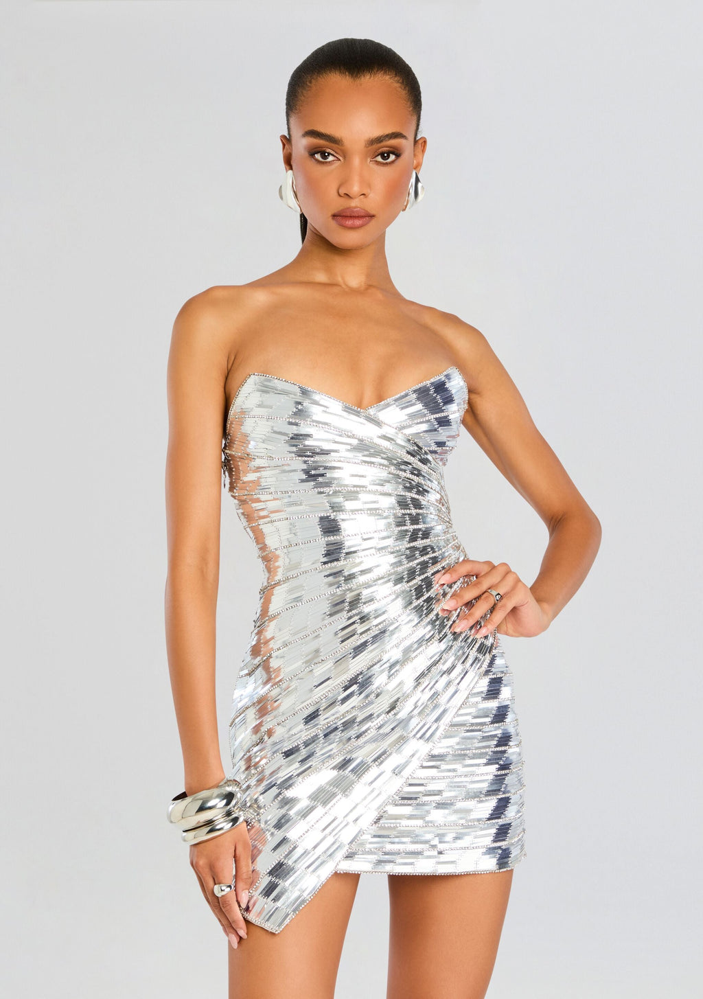 Aura Dress by retrofête in Silver, product image 6