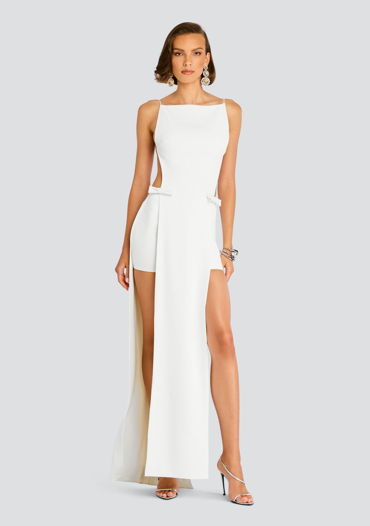 Rayzel Dress by retrofête in White, product image 1