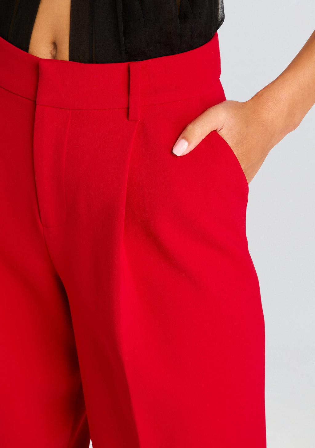 Desi Pant by retrofête in Cardinal, product image 3