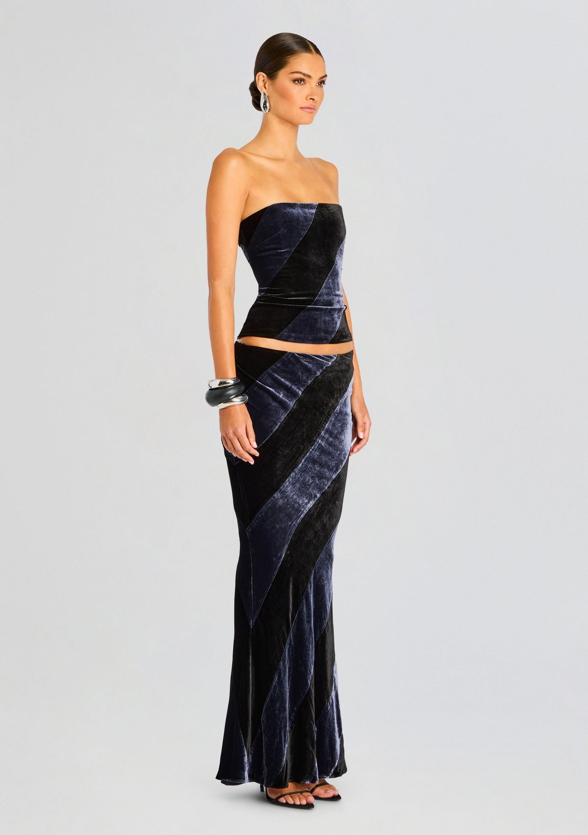 Venus Velvet Skirt by retrofête in Black/Navy, product image 3