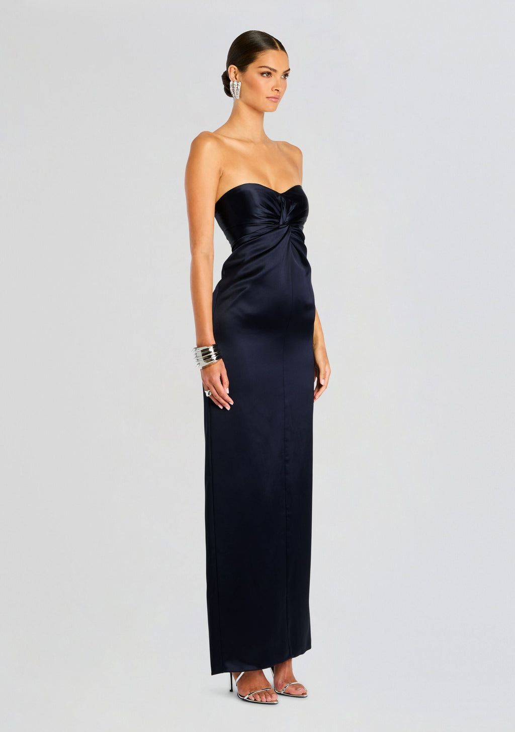 Olivine Dress by retrofête in Navy, product image 3
