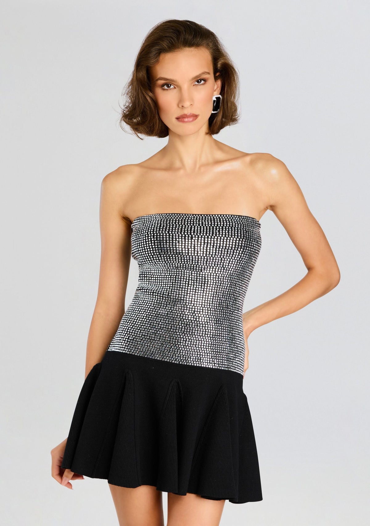 Bello Dress by retrofête in Black/Silver, product image 5