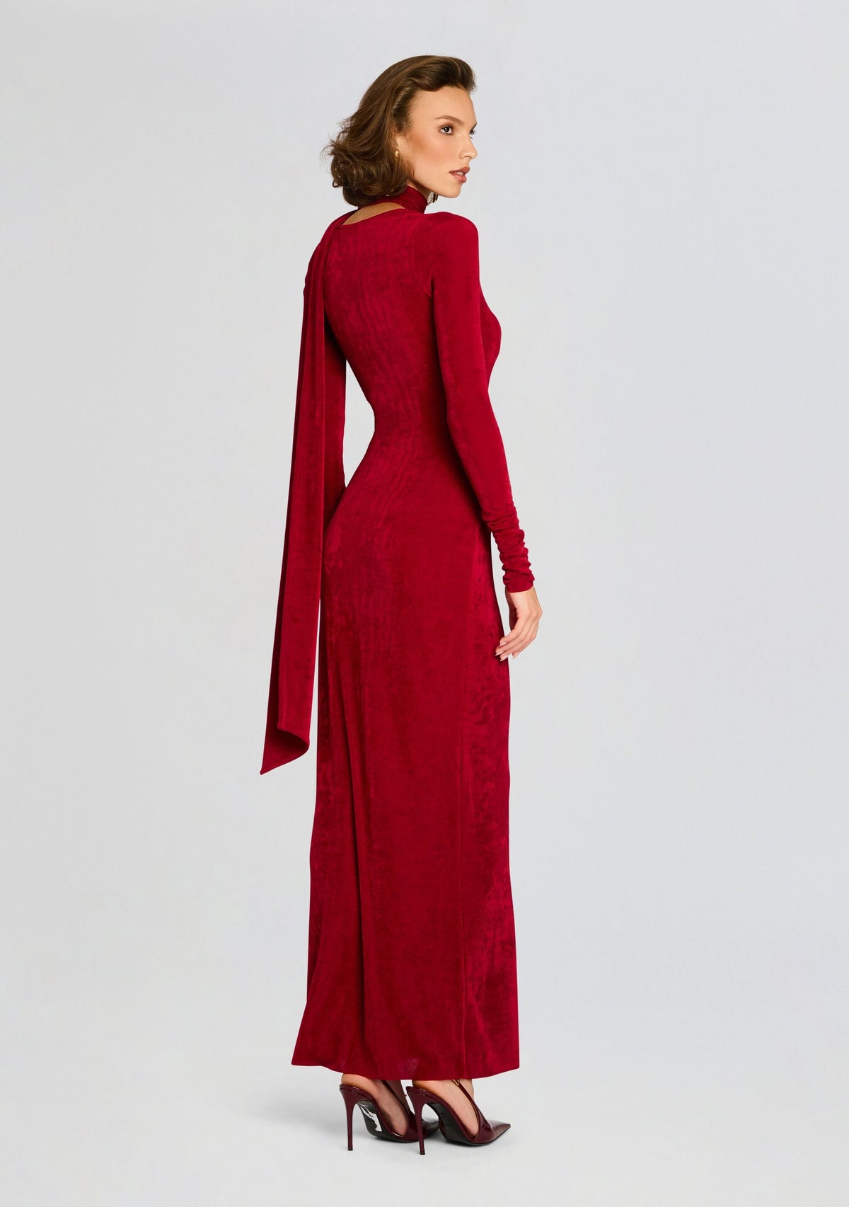 Rashelle Maxi Dress by SEROYA in Ruby Red, product image 4