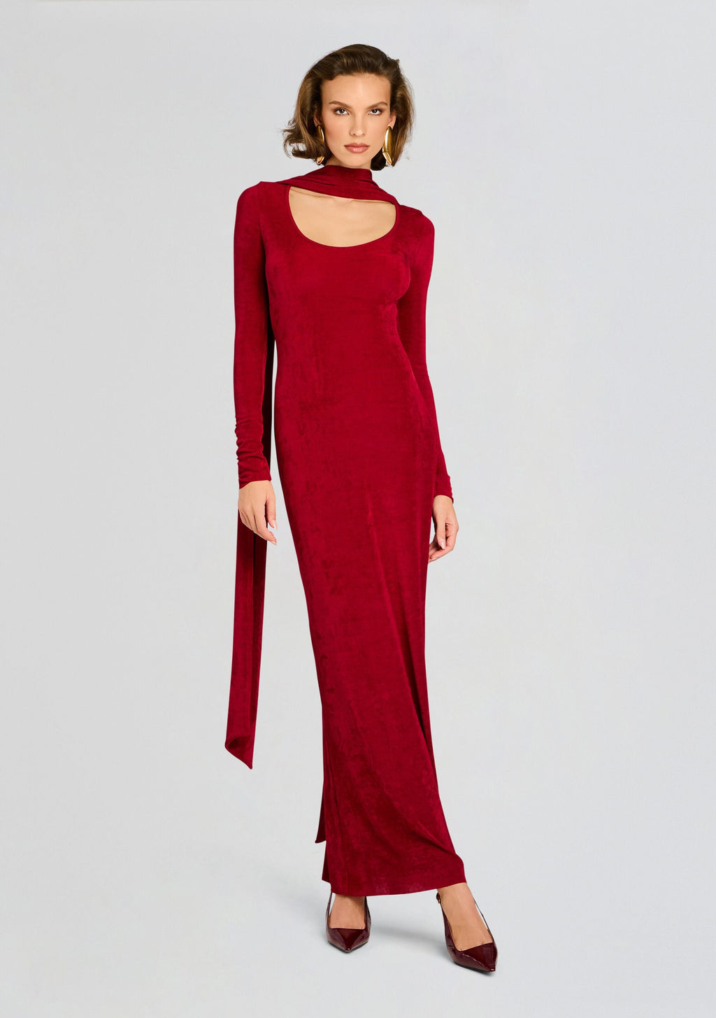 Rashelle Maxi Dress by SEROYA in Ruby Red, product image 5