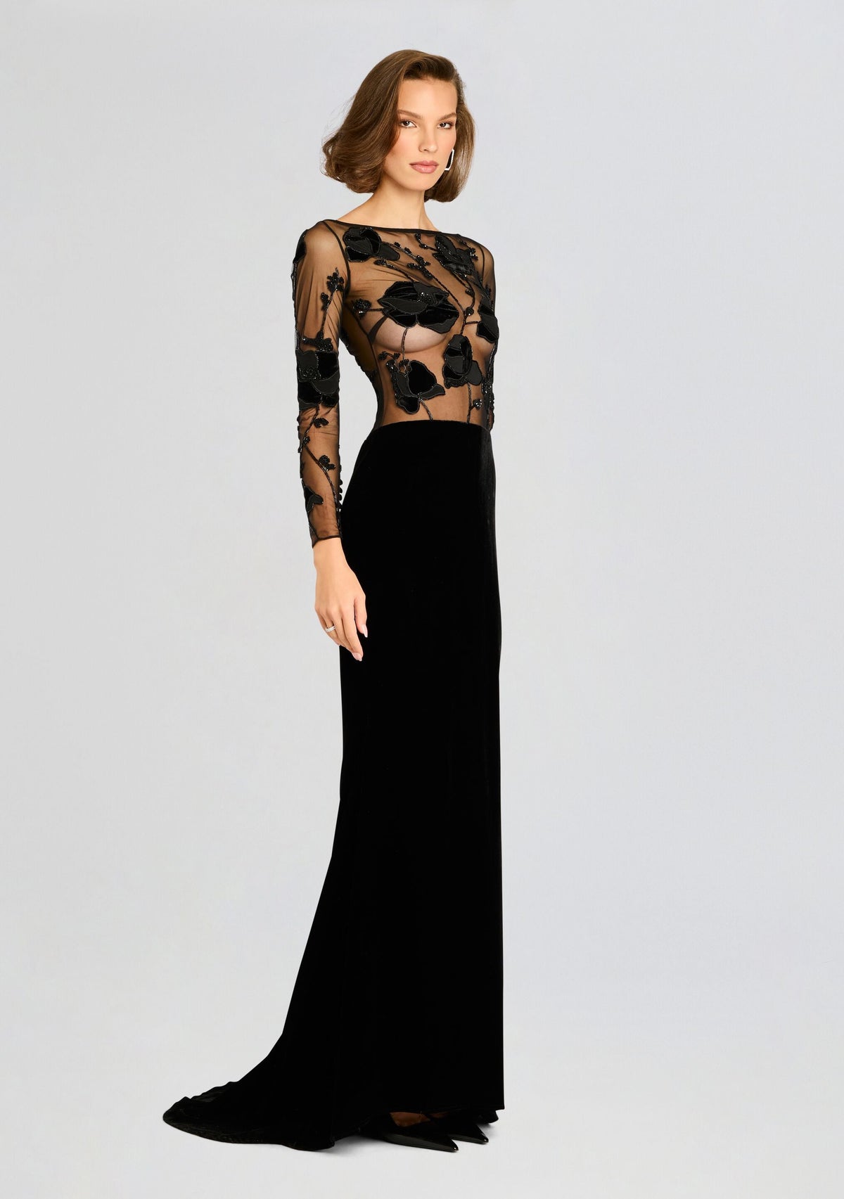Violetta Dress by retrofête in Black, product image 4