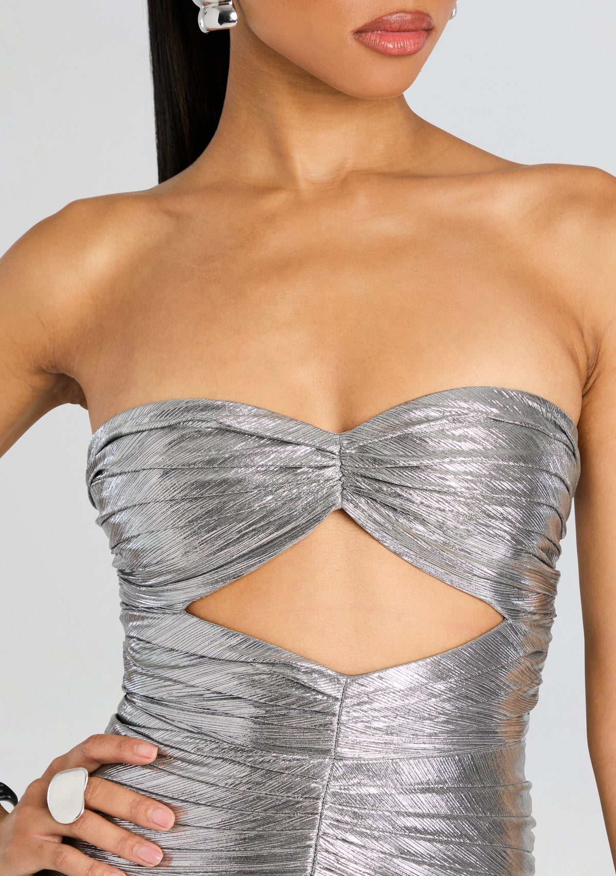 Mallory Dress by retrofête in Aluminium, product image 2