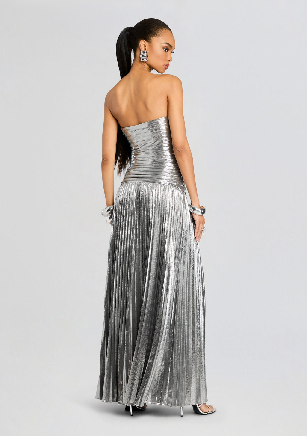 Mallory Dress by retrofête in Aluminium, product image 4