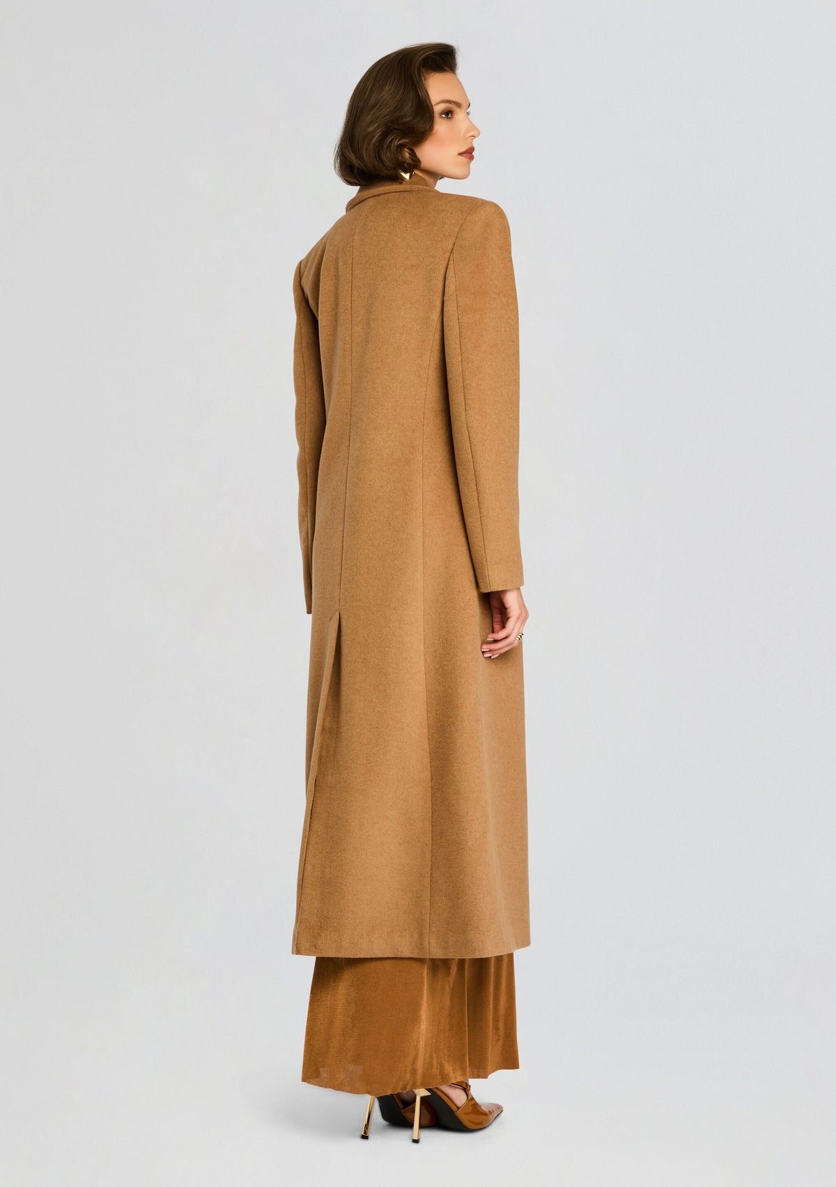 Leche Wool Coat by SEROYA in Camel, product image 5