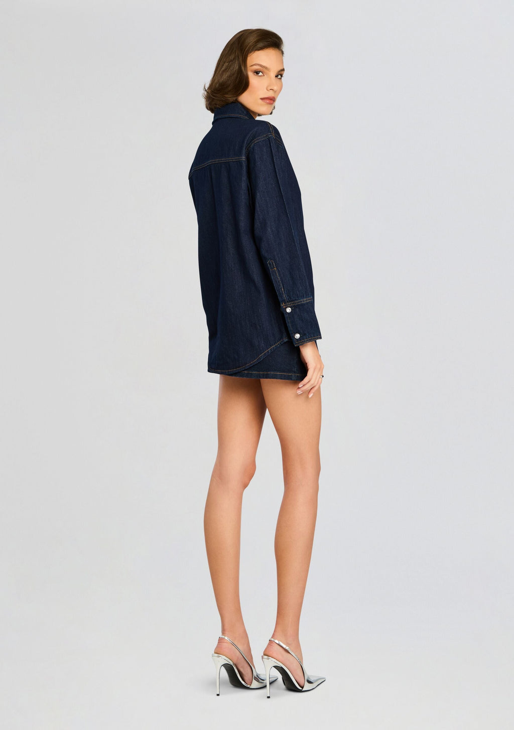 Hessa Denim Shirt by retrofête in Rinse, product image 5