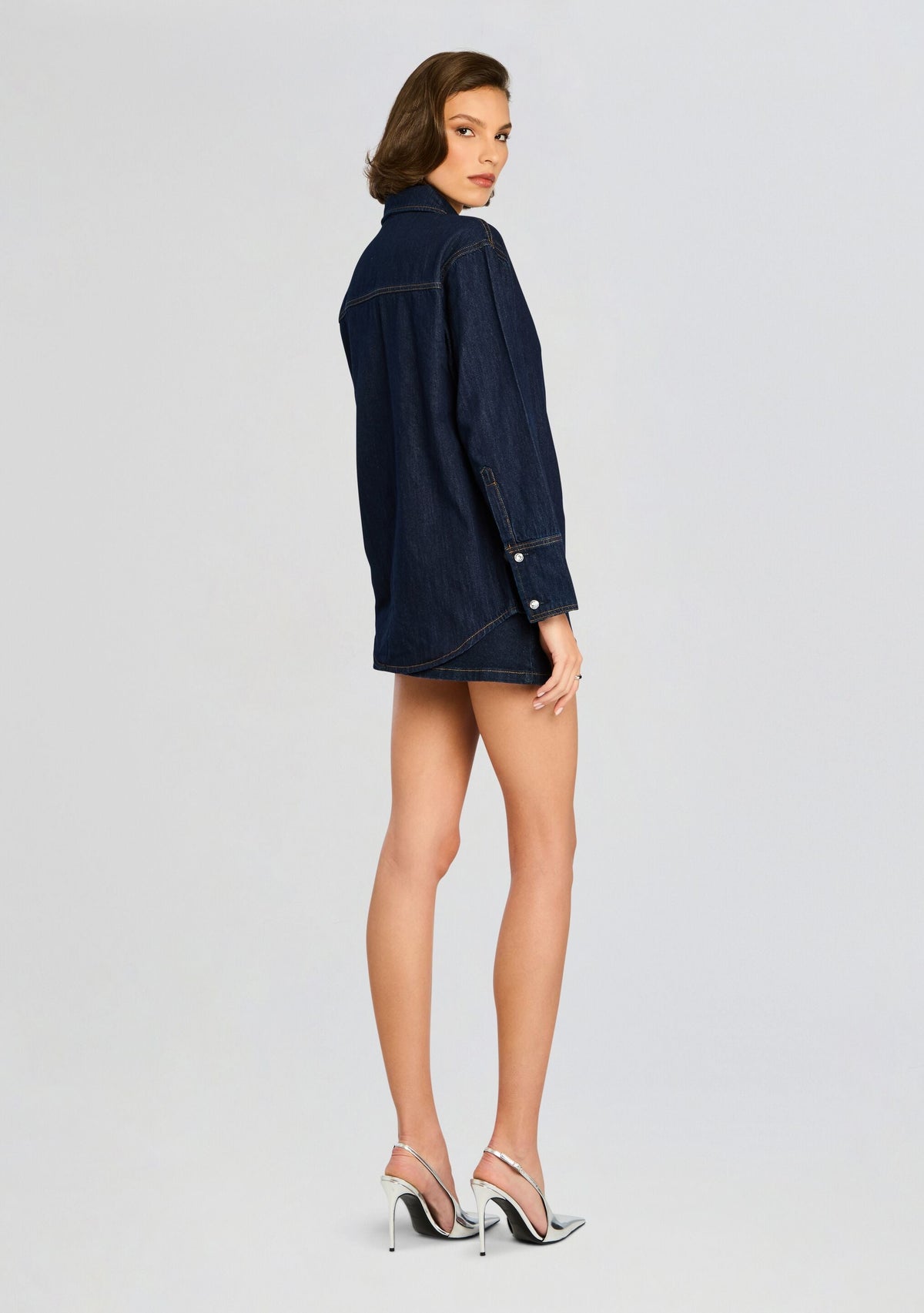 Hessa Denim Shirt by retrofête in Rinse, product image 5