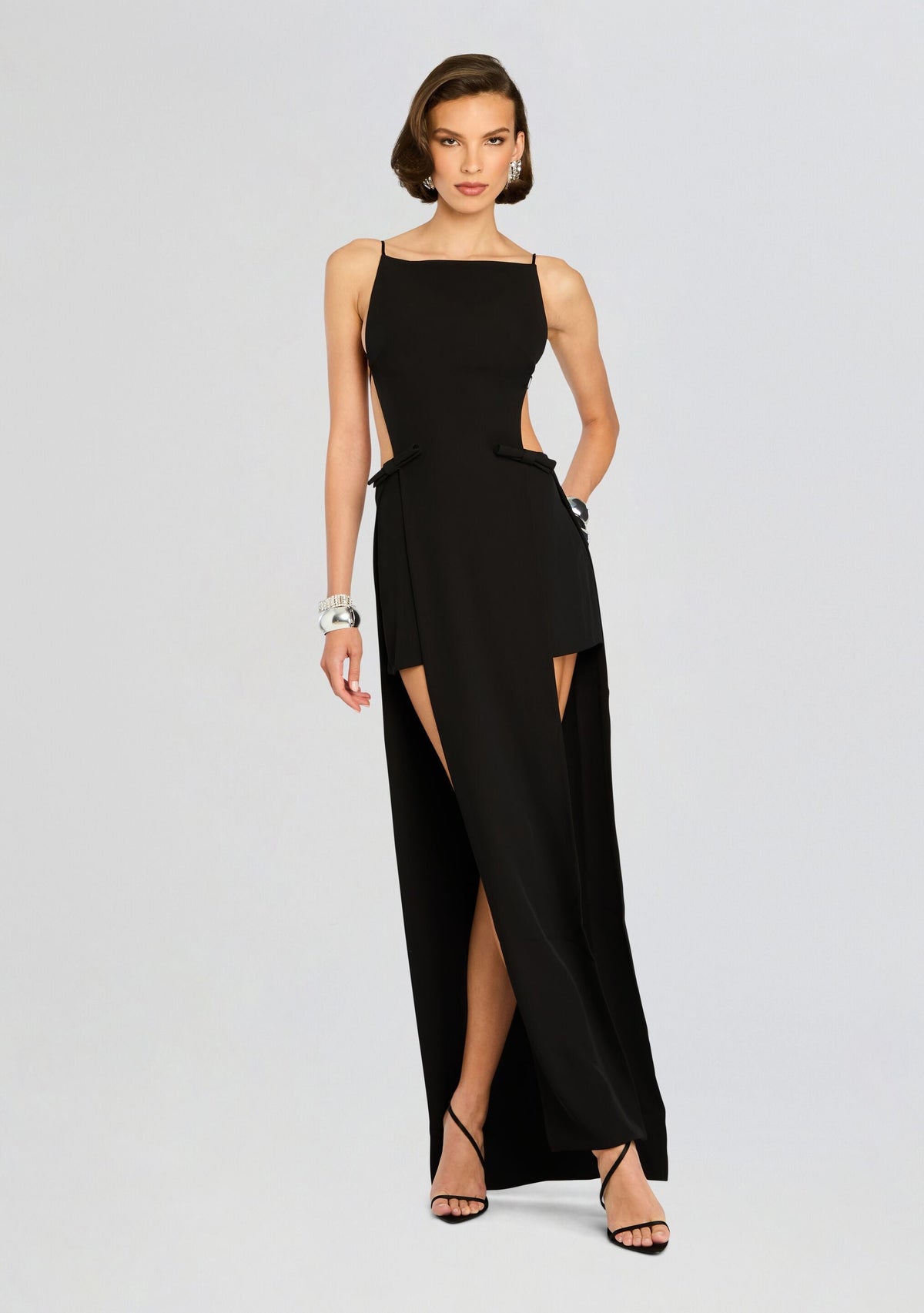 Rayzel Dress by retrofête in Black, product image 5