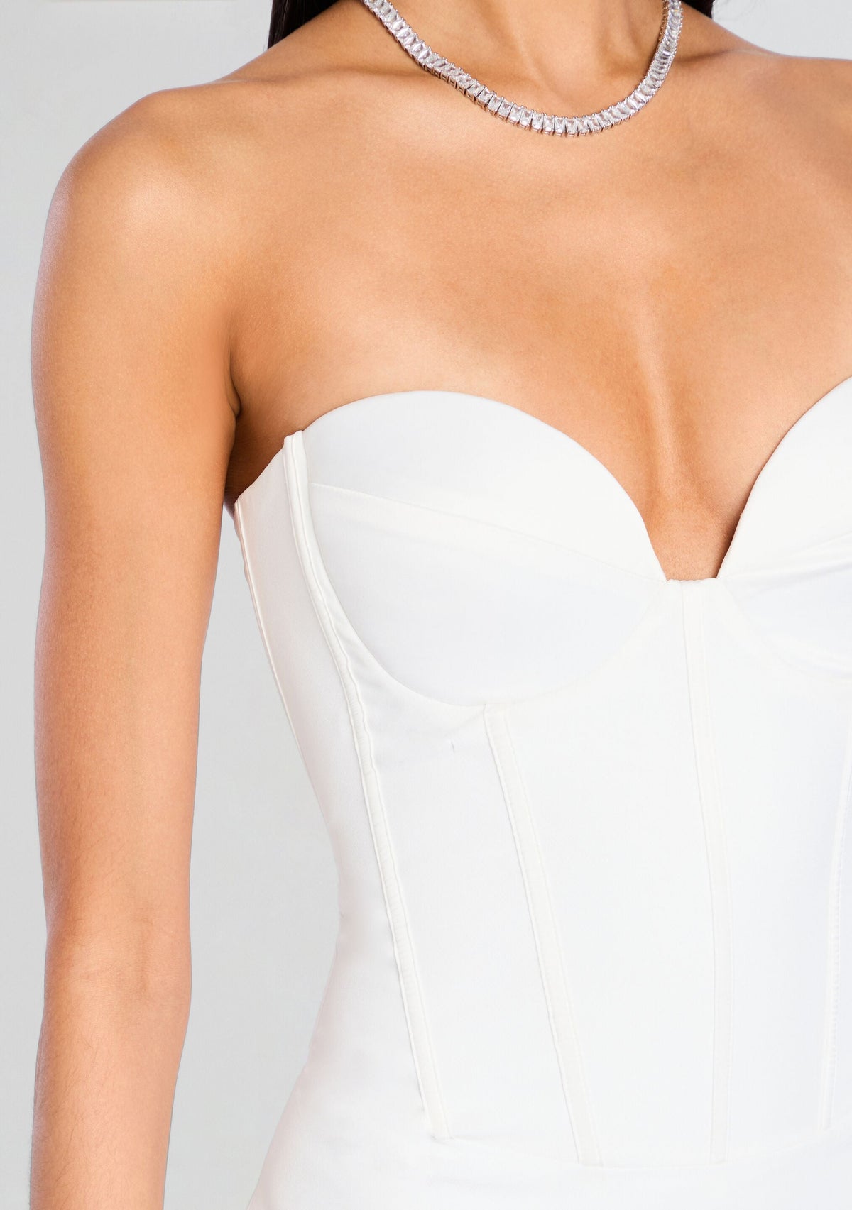 Luna Dress by retrofête in White, product image 2