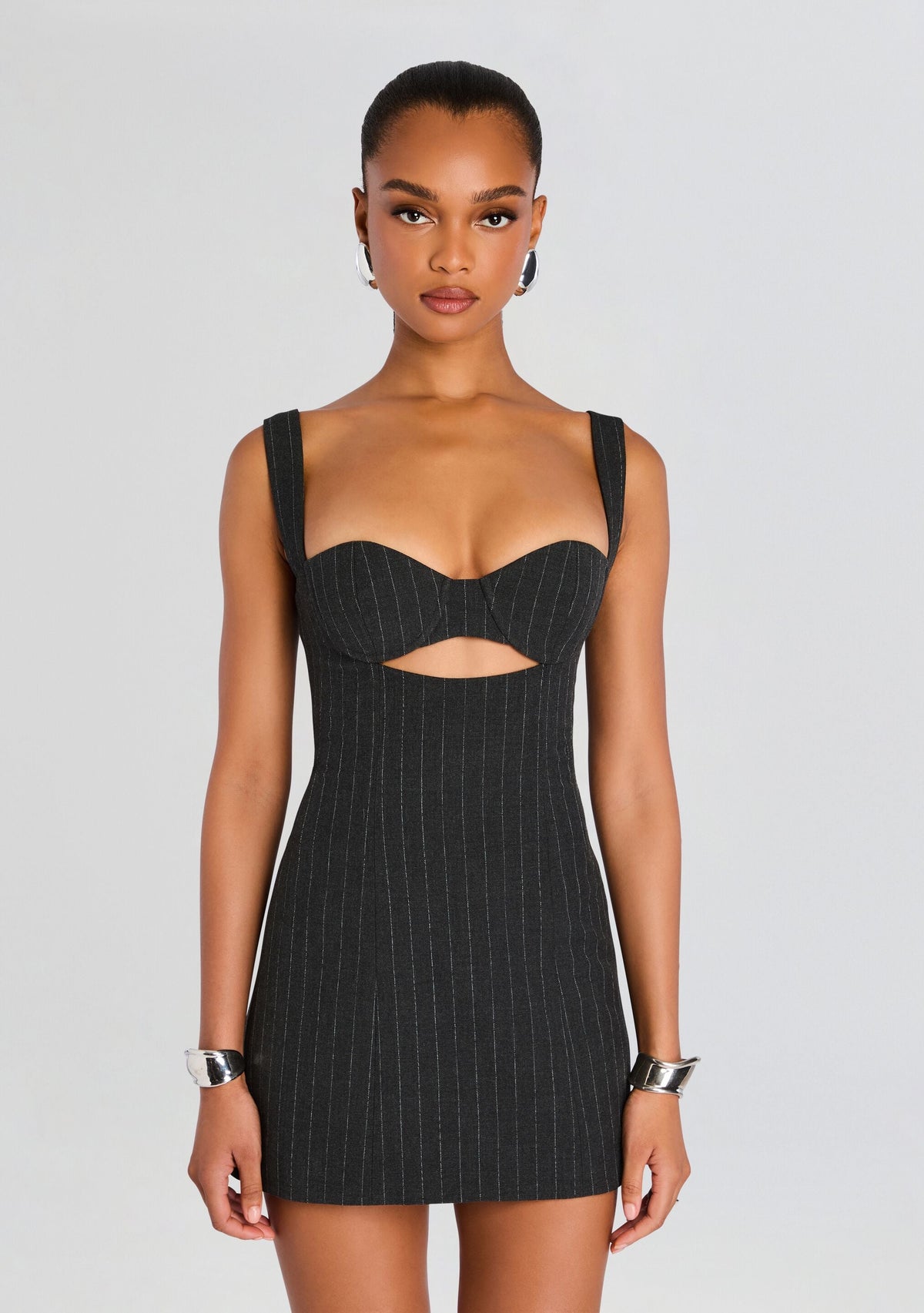 Ariya Dress by retrofête in Grey, product image 5